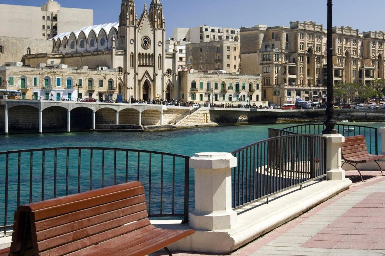 Seafront Luxury Apartment With Pool Sliema Eksteriør billede