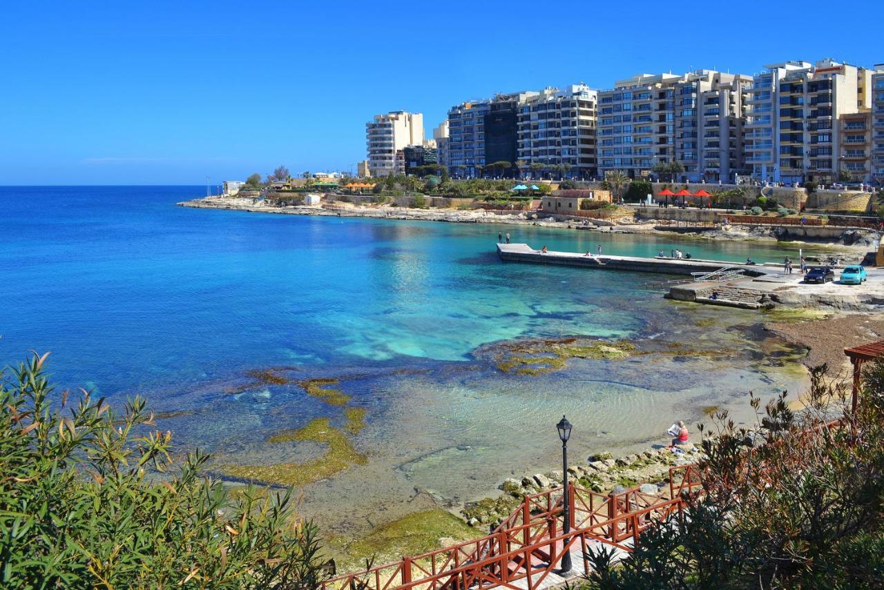 Seafront Luxury Apartment With Pool Sliema Eksteriør billede