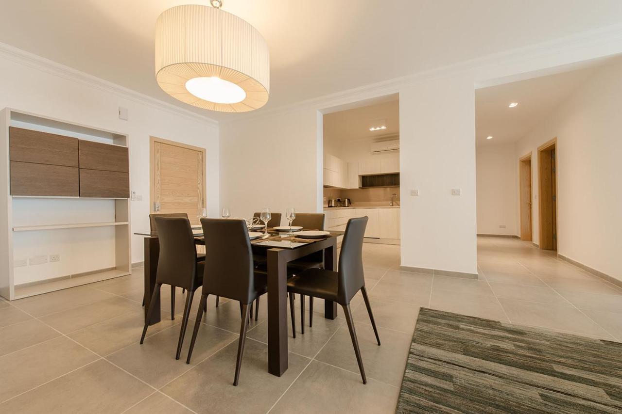 Seafront Luxury Apartment With Pool Sliema Eksteriør billede